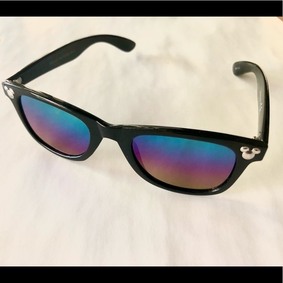Disney Rainbow Lens Wayfarer Sunglasses 🕶 - Picture 9 of 11